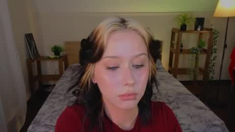 lullypopa online show from April 16, 2026, 8:59 am