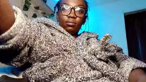 lulu_sparks1 online show from October 31, 2025, 6:03 am