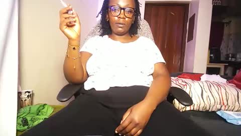 lulu_sparks1 online show from June 10, 2026, 6:12 am