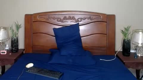 lulu_wild online show from October 11, 2025, 1:49 am