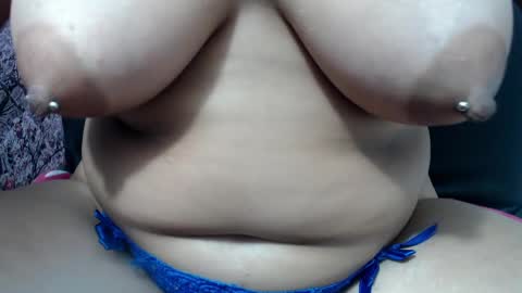 Snapshot of lulu_xxx_pervert chatting on February 9, 2025, 3:00 am  Lulu  online show from February 9, 2025, 3:00 am