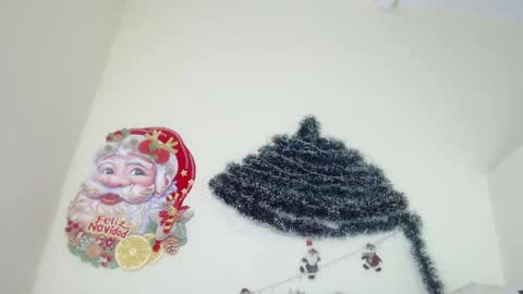 LULU online show from December 31, 2024, 6:57 pm