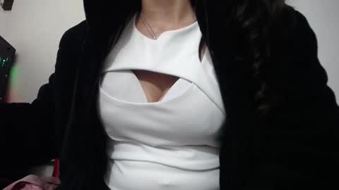 Luly online show from January 14, 2026, 3:23 am