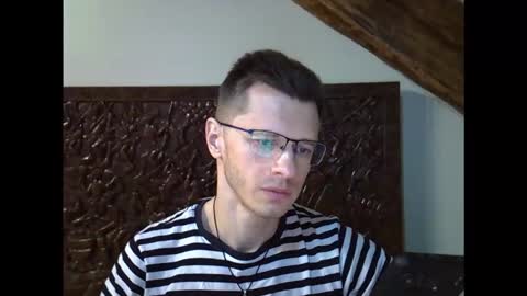 Jack online show from November 24, 2025, 7:35 pm