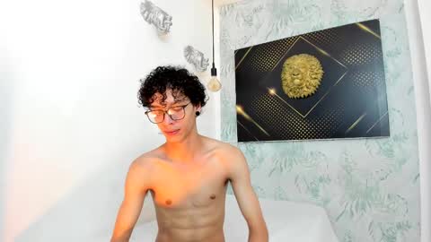 Snapshot of lumberjack_20 chatting on February 21, 2025, 3:10 pm Vanity ErosX online show from February 21, 2025, 3:10 pm