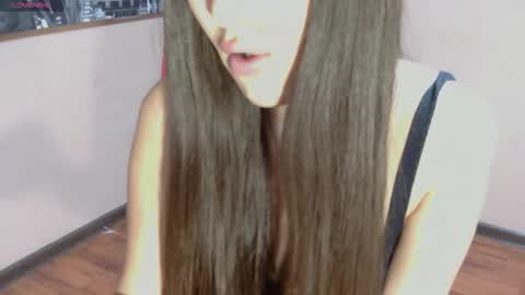 Anora online show from January 9, 2026, 5:26 pm