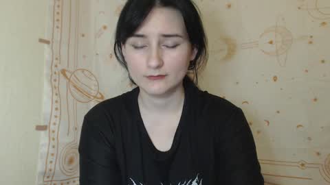 Lumulav online show from March 5, 2025, 1:10 am