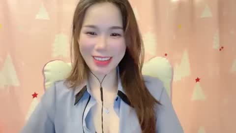 Luna online show from April 28, 2026, 4:12 pm