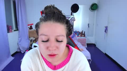 luna_analya online show from March 28, 2026, 4:23 am