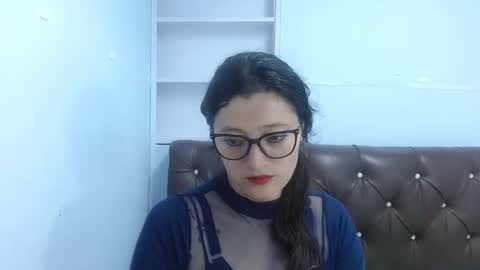 Snapshot of luna_azul_15 chatting on January 6, 2025, 4:34 pm dalia online show from January 6, 2025, 4:34 pm