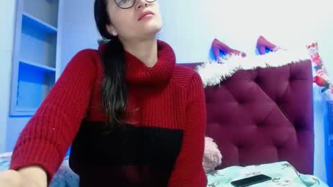 Snapshot of luna_azul_15 chatting on January 10, 2025, 5:02 pm dalia online show from January 10, 2025, 5:02 pm