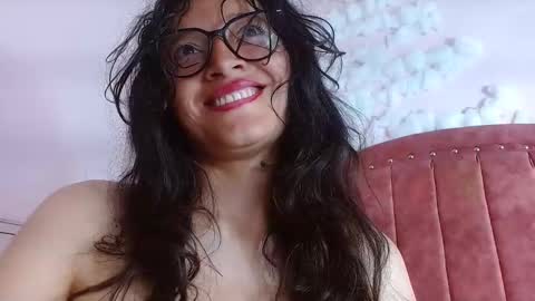 Snapshot of luna_azul_15 chatting on January 20, 2025, 4:45 pm dalia online show from January 20, 2025, 4:45 pm