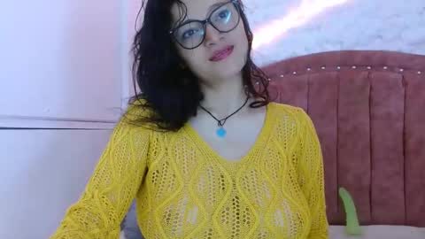 Snapshot of luna_azul_15 chatting on January 31, 2025, 12:51 pm dalia online show from January 31, 2025, 12:51 pm