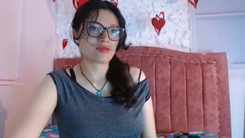Snapshot of luna_azul_15 chatting on February 12, 2025, 12:44 pm dalia online show from February 12, 2025, 12:44 pm