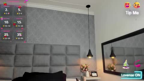 Luna online show from December 20, 2025, 10:33 am