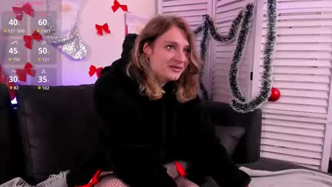 Luna online show from January 8, 2026, 12:40 pm