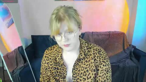 Snapshot of luna_c0ra chatting on February 12, 2026, 9:37 am luna online show from February 12, 2026, 9:37 am