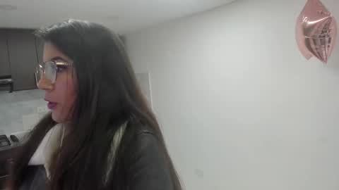 luna  online show from February 19, 2026, 11:06 am