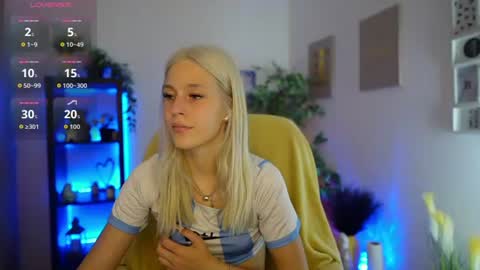 luna_grace18 online show from June 24, 2026, 3:00 pm