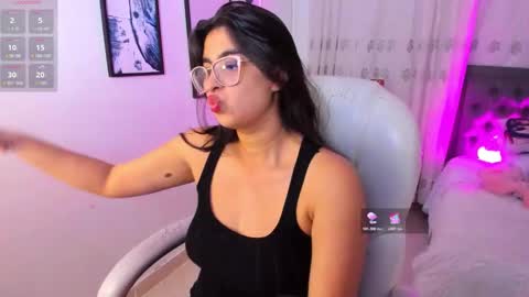 Luna online show from February 23, 2026, 2:20 am