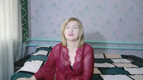 luna_lure11 online show from November 18, 2025, 9:58 am
