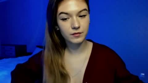 Snapshot of luna_lust_21 chatting on November 15, 2025, 3:59 am Luna online show from November 15, 2025, 3:59 am