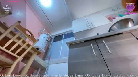 Luna Luuvz online show from June 28, 2026, 1:33 am