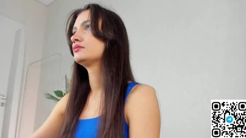 Snapshot of luna_mee chatting on April 8, 2026, 8:36 am Adele online show from April 8, 2026, 8:36 am