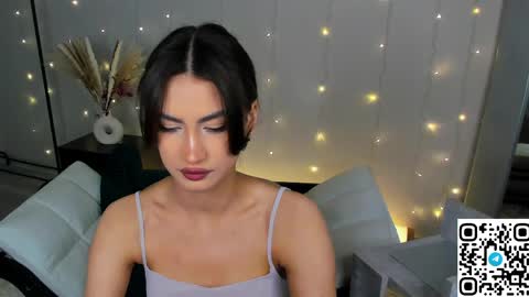 Snapshot of luna_mee chatting on April 20, 2026, 12:24 am Adele online show from April 20, 2026, 12:24 am