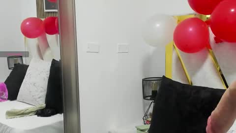 Snapshot of luna_naughty1 chatting on February 16, 2026, 7:10 pm luna_naughty1 online show from February 16, 2026, 7:10 pm