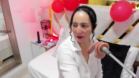 Snapshot of luna_naughty1 chatting on February 18, 2026, 7:43 pm luna_naughty1 online show from February 18, 2026, 7:43 pm