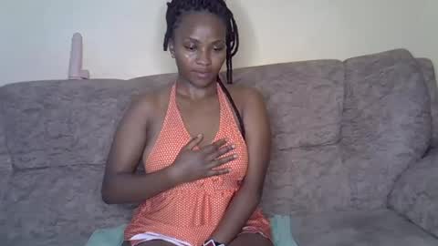luna_peachy online show from July 16, 2026, 12:27 am