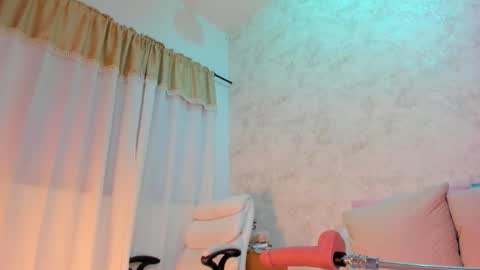 Luna online show from March 1, 2026, 11:34 am