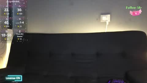 luna_sophya online show from November 18, 2025, 8:02 pm