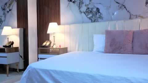  A M M Y  online show from October 23, 2025, 11:42 am