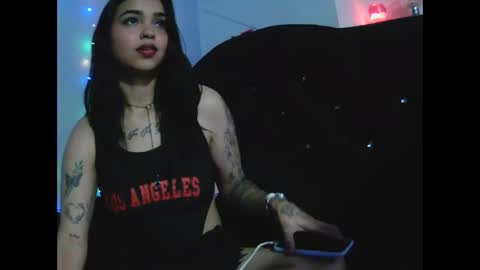 luna_velvet7 online show from May 16, 2026, 3:36 am
