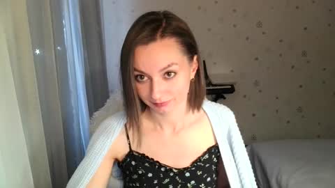 lunaa_bluee online show from October 29, 2025, 6:15 am