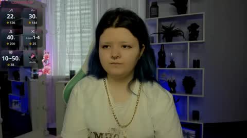 Luna online show from April 2, 2026, 5:16 am