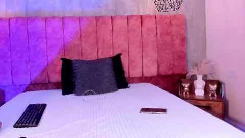 Snapshot of lunaariass chatting on June 25, 2026, 7:51 pm luna arias online show from June 25, 2026, 7:51 pm