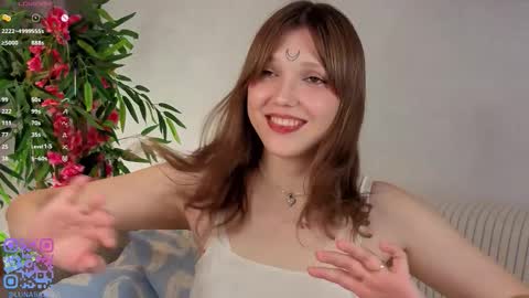 Luna online show from November 28, 2025, 5:21 am