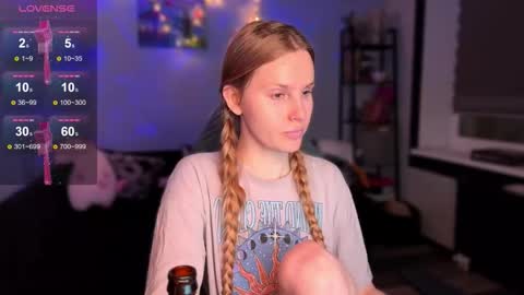 Britney online show from December 17, 2025, 6:36 pm