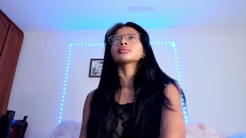 Snapshot of lunadolie chatting on June 12, 2026, 1:43 pm lunadolie online show from June 12, 2026, 1:43 pm