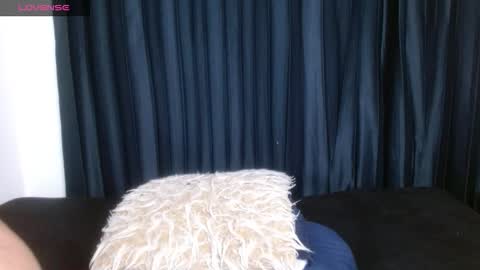 Luna online show from December 17, 2025, 4:29 am