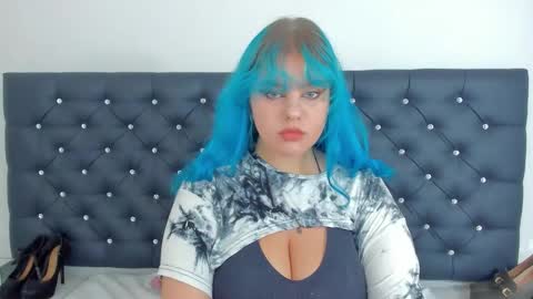 Snapshot of lunaflirt chatting on September 17, 2025, 10:39 am Luna online show from September 17, 2025, 10:39 am