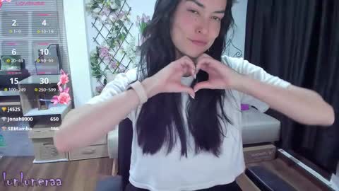 Luna online show from March 8, 2025, 6:32 am