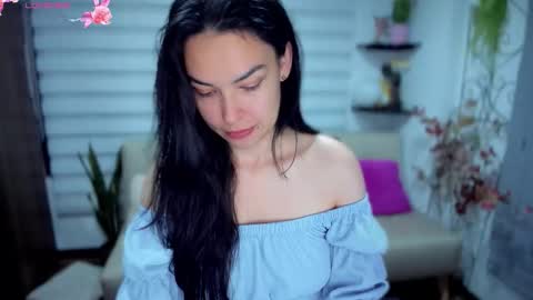 Luna online show from October 17, 2025, 7:00 am