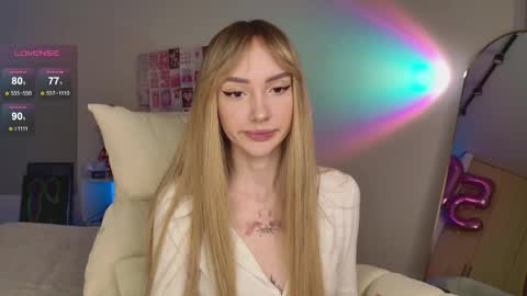 Luna online show from November 15, 2025, 1:58 am