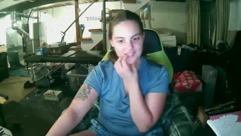lunalovesanal77 online show from September 29, 2025, 5:29 pm