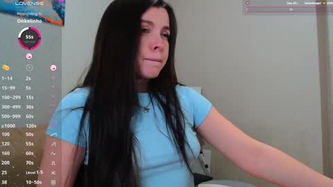 Luna online show from December 4, 2024, 8:29 pm