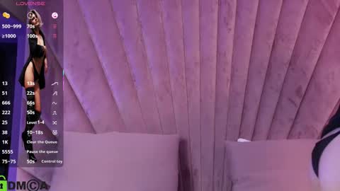 Snapshot of lunamorgan_ chatting on September 13, 2025, 6:51 pm Luna online show from September 13, 2025, 6:51 pm